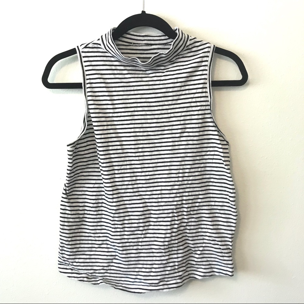 Universal Thread Striped Turtleneck Tank